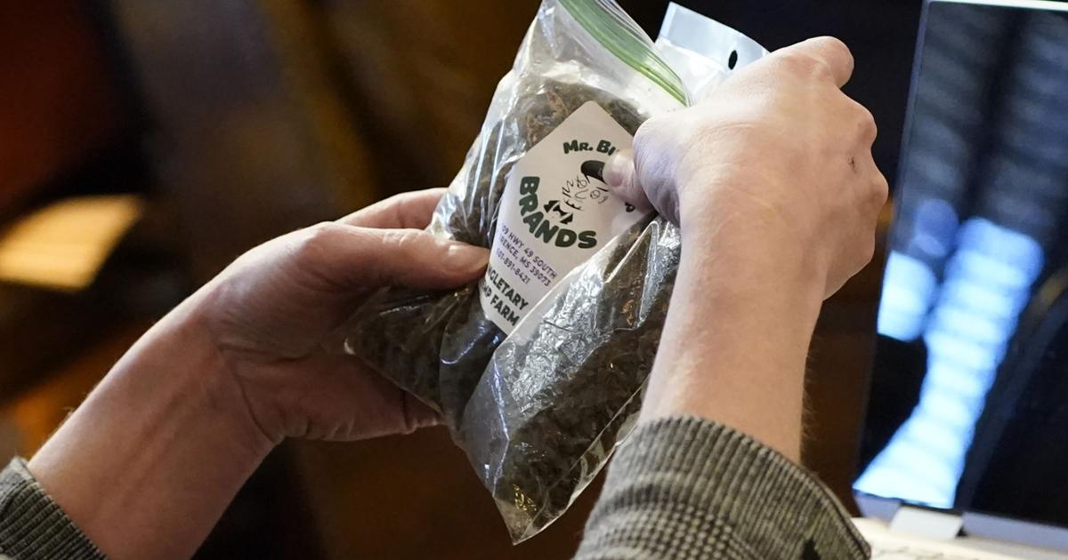 Mississippi&rsquo;s medical weed money may be too risky for state&rsquo;s banks
